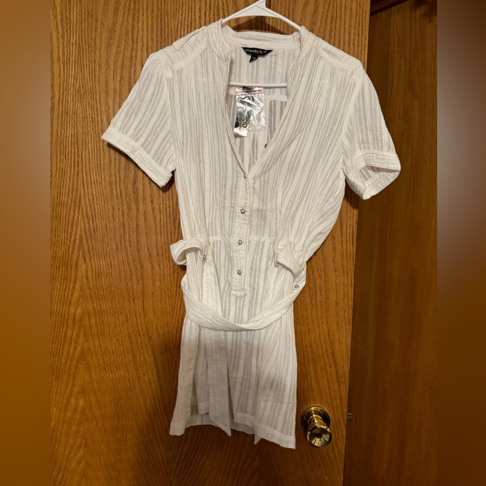 Chaudry white button up dress NWT